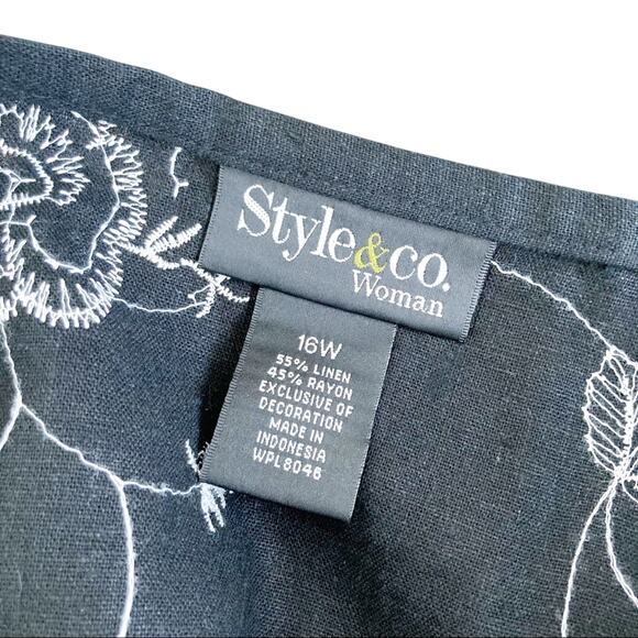 Style & Co Black Silver Linen Embroidered Skirt Sz 16W - Picture 2 of 5